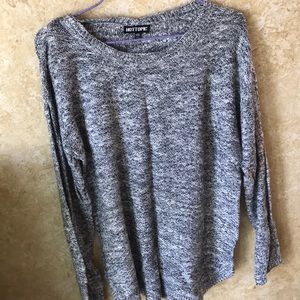Hot topic wing Sweater